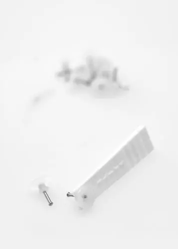 Agățătoare din plastic + Suport 10 buc. Nu rata
