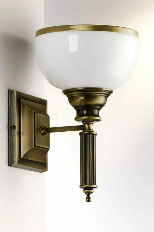 Lampă de perete ZEUS Brass 1xE27/15W Super ofertă