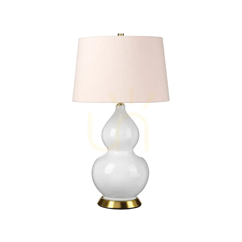 Bestseller Lampă de masă Isla - 1 sursă de lumină - Alb / alamă îmbătrânită Elstead
