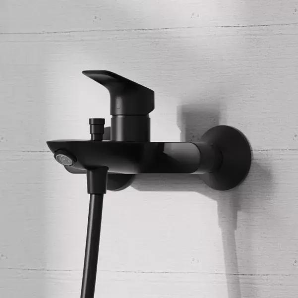 Baterie cada dus monocomanda, instalare expusa, negru mat (matt black), Hansgrohe Logis 71400670 Calitate înaltă