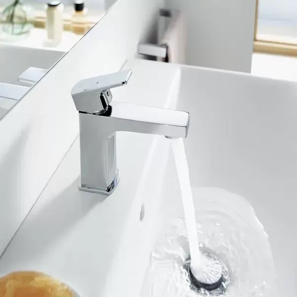 Cumpără acum Baterie lavoar monocomanda XS, cu ventil click-clack, Cold Start, crom lucios, Roca L90 5A3B01C00