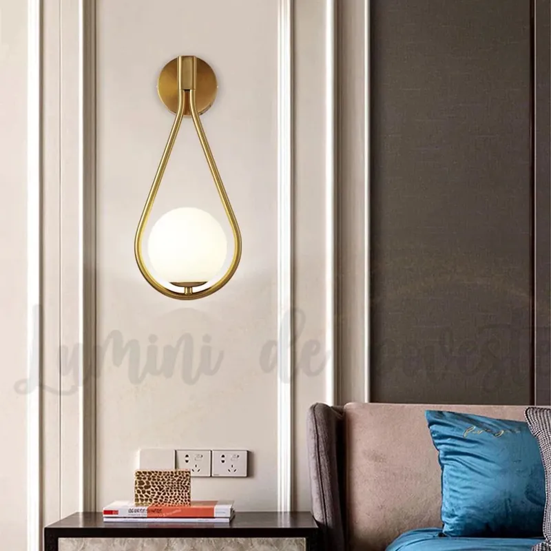 Disponibil imediat Aplica LED Moon Land Gold